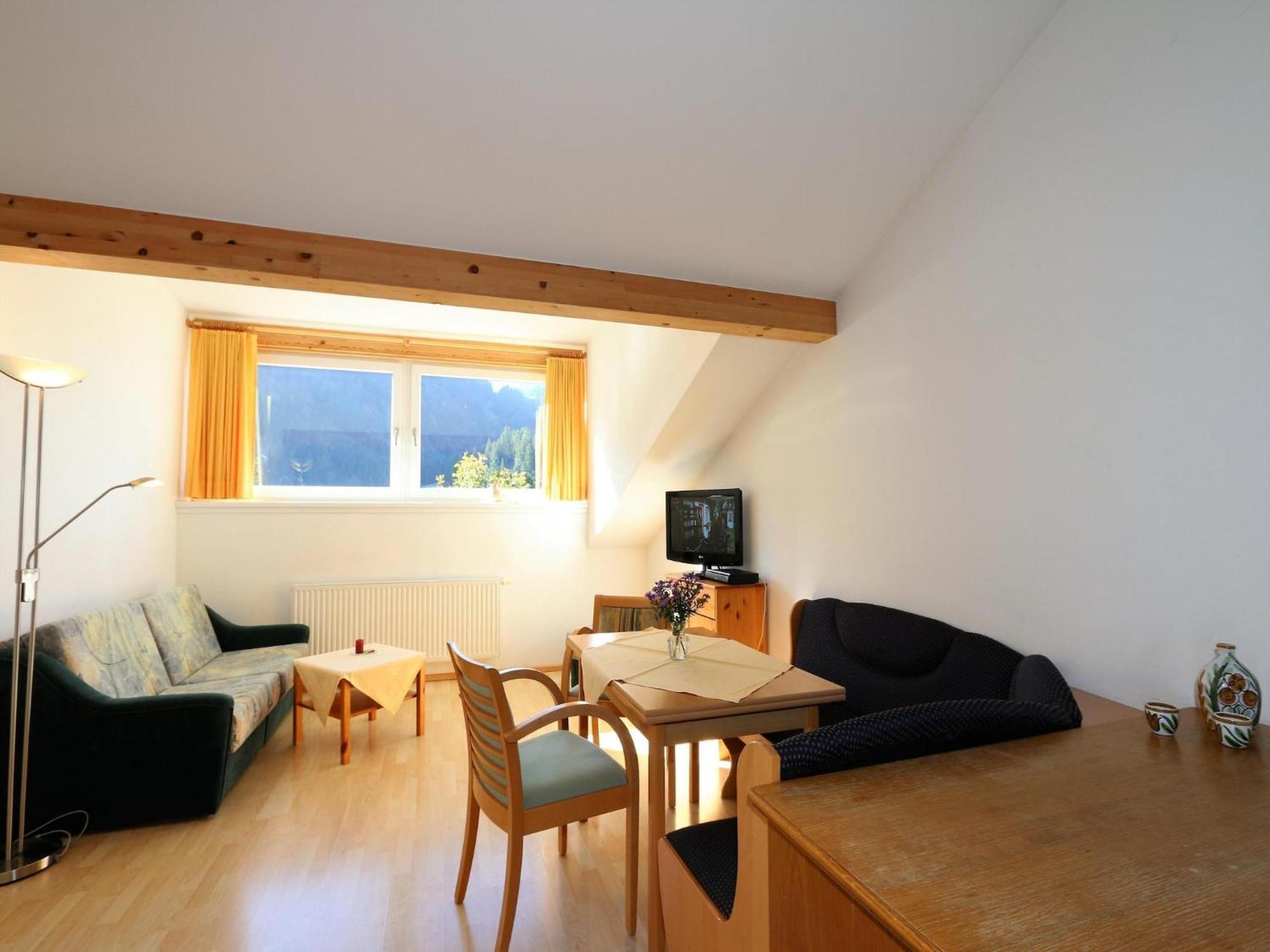Apartment In Bichlbach With Parking Space Exteriör bild