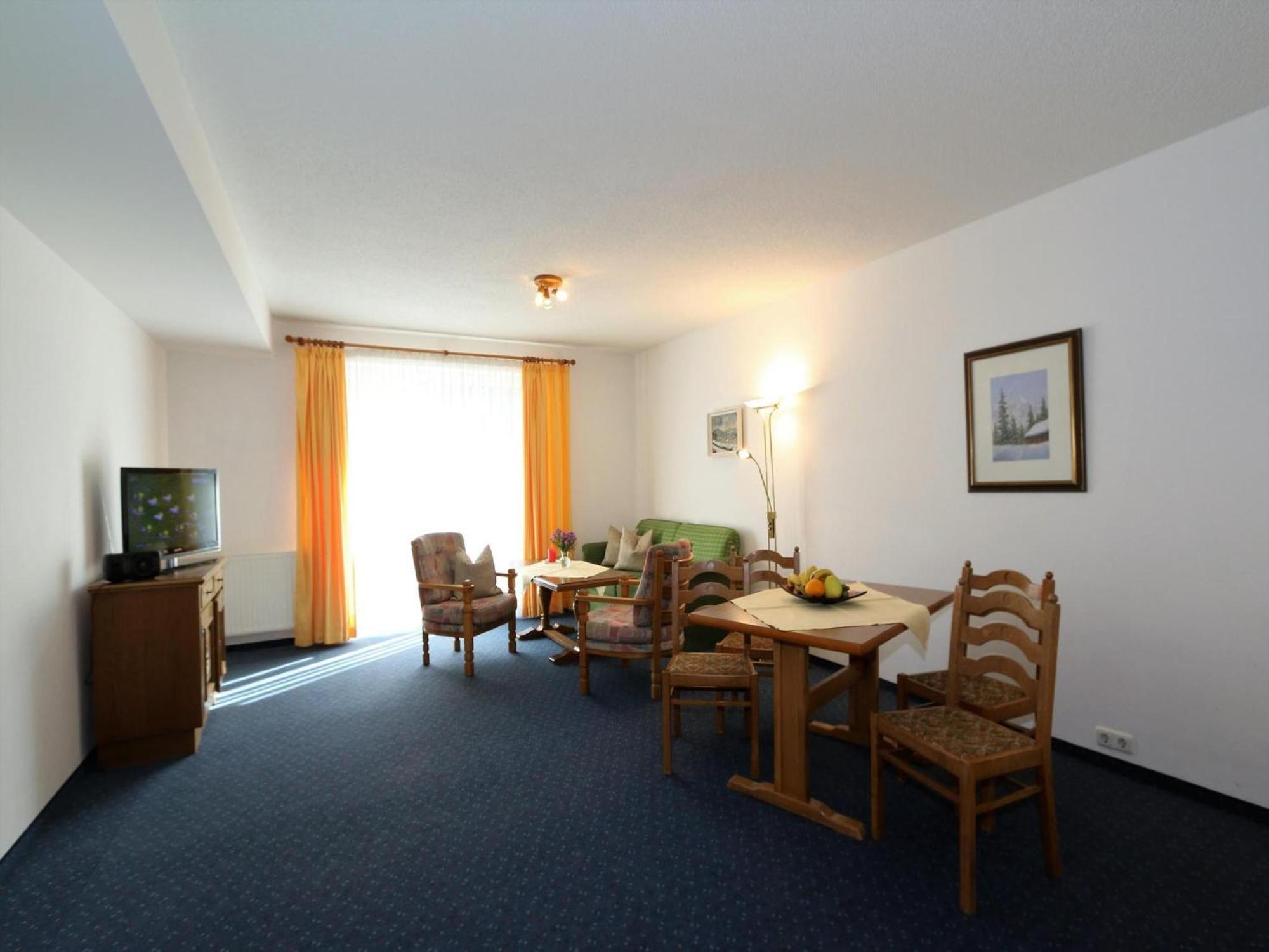 Apartment In Bichlbach With Parking Space Exteriör bild